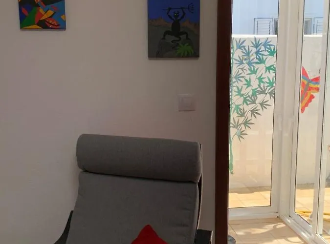 Artsy Casa Timanfaya, Playa Blanca Apartment *